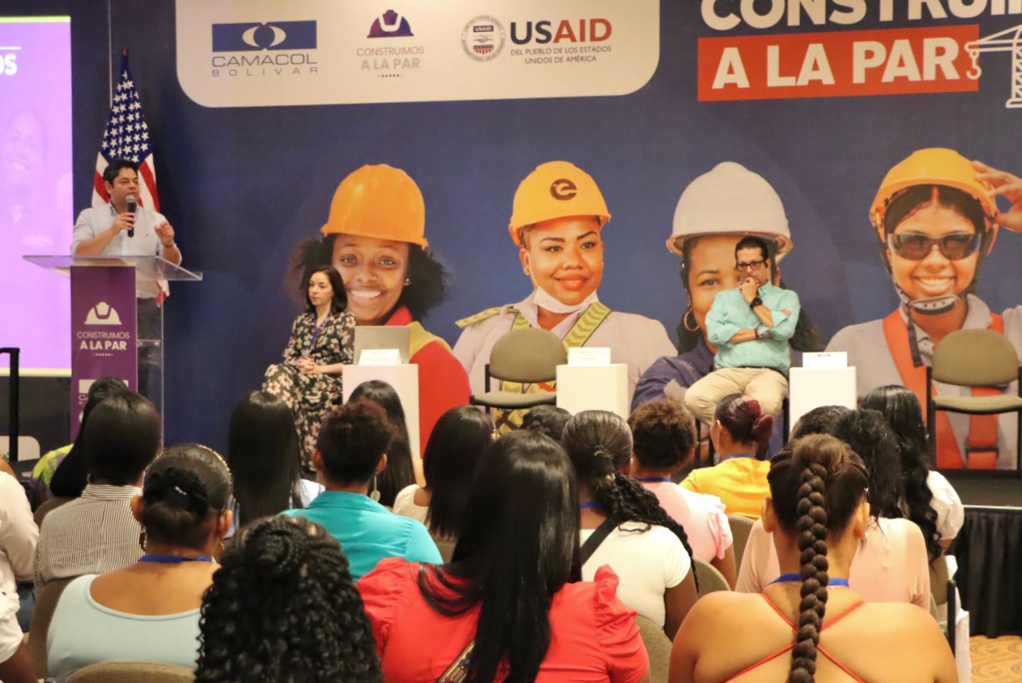 Camacol y USAID culminaron la primera fase de Construimos a la Par Cartagena y firmaron un segundo convenio